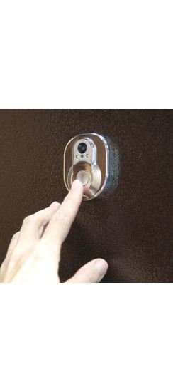 Видеоглазок Look 1 | Черный, хром, Внутренний блок 65x100x20 мм. Наружный блок 65x50x17 мм.