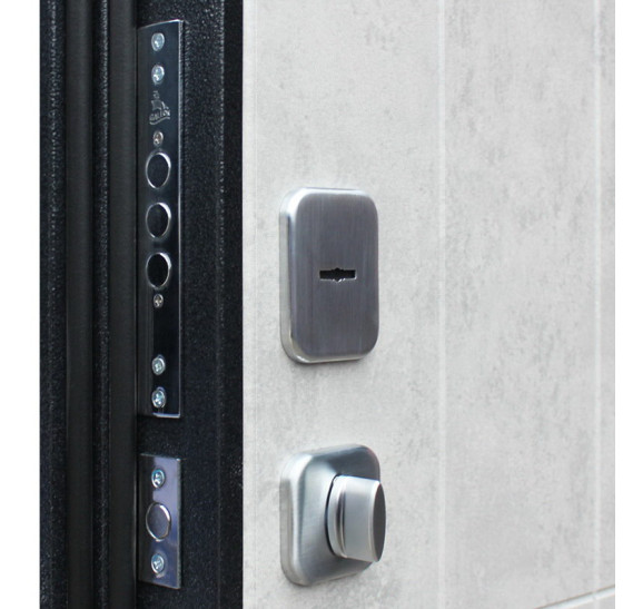 Стальная дверь "Спартак Б" от фирмы Ателье Стальных Дверей | Порошковое покрытие 