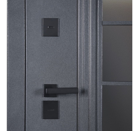 Стальная дверь Арктика с окном (терморазрыв 3к) | Два слоя покрытия: первый слой - цинкогрунт, второй слой - порошковое покрытие. Цвет 