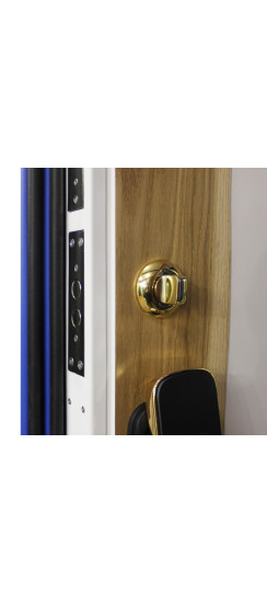 Стальная дверь "Lamborghini". Заказная модель. | Два цвета покраски коробки: внешняя сторона - 