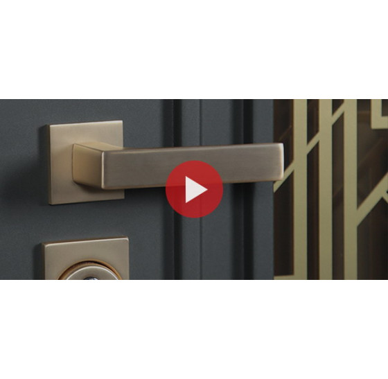 Стальная дверь "Изумруд" с окном и лазерной резкой (терморазрыв 3к) | Два цвета покраски рамы и полотна (внешняя сторона - 