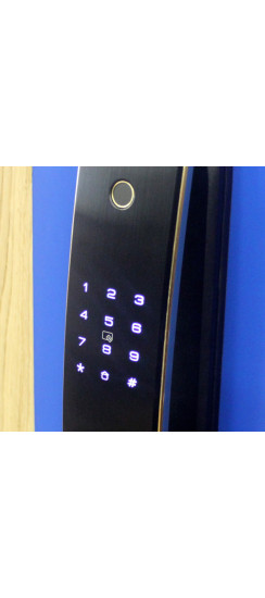 Стальная дверь "Lamborghini". Заказная модель. | Два цвета покраски коробки: внешняя сторона - 