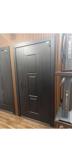 Стальная дверь "Freedom" с зеркалом. Заказная модель. | Порошковое покрытие 