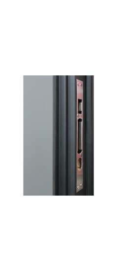 Стальная дверь "Spark". Заказная модель. | Первый слой - цинкогрунт, второй слой - порошковое покрытие 