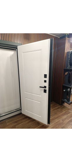 Стальная дверь "Цаворит" (терморазрыв 3к). Заказная модель. | Два слоя покрытия: первый слой - цинкогрунт, второй слой - порошковое покрытие 