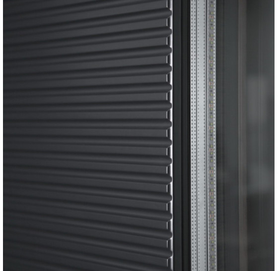 Стальная дверь "Century" с окном (терморазрыв). Заказная модель. | Два слоя покрытия металла: цинкогрунт, порошковое покрытие «муар черный». Два слоя влагостойкого покрытия МДФ панелей: масло Мербау, лак ПУ., 2050 х 880; 2050 х 960.