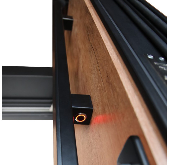 Стальная дверь "Tibr" (терморазрыв). Заказная модель. 2100х1700 | Два слоя покрытия металла: цинкогрунт, порошковое покрытие «муар черный». Два слоя влагостойкого покрытия МДФ панелей: масло Мербау, лак ПУ., 2100 х 1700 Основная створка 900 мм. 