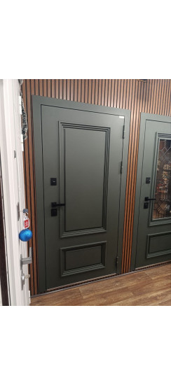 Стальная дверь "Цаворит" (терморазрыв 3к). Заказная модель. | Два слоя покрытия: первый слой - цинкогрунт, второй слой - порошковое покрытие 