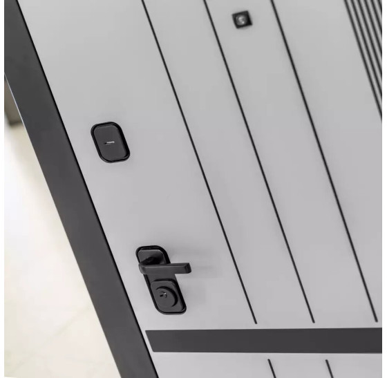 Входная дверь SKYLAB 03 - Орех бренди | Фрезерованная МДФ панель 10 мм, цвет 